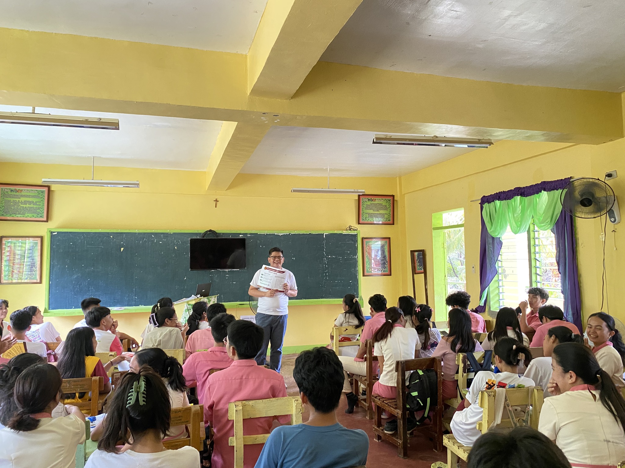 UP Tacloban Ugnayan ng Pahinungód kicks off Dayón Kamo ha UP! UPCAT 2025 campaign